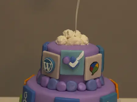 Social Media Cake